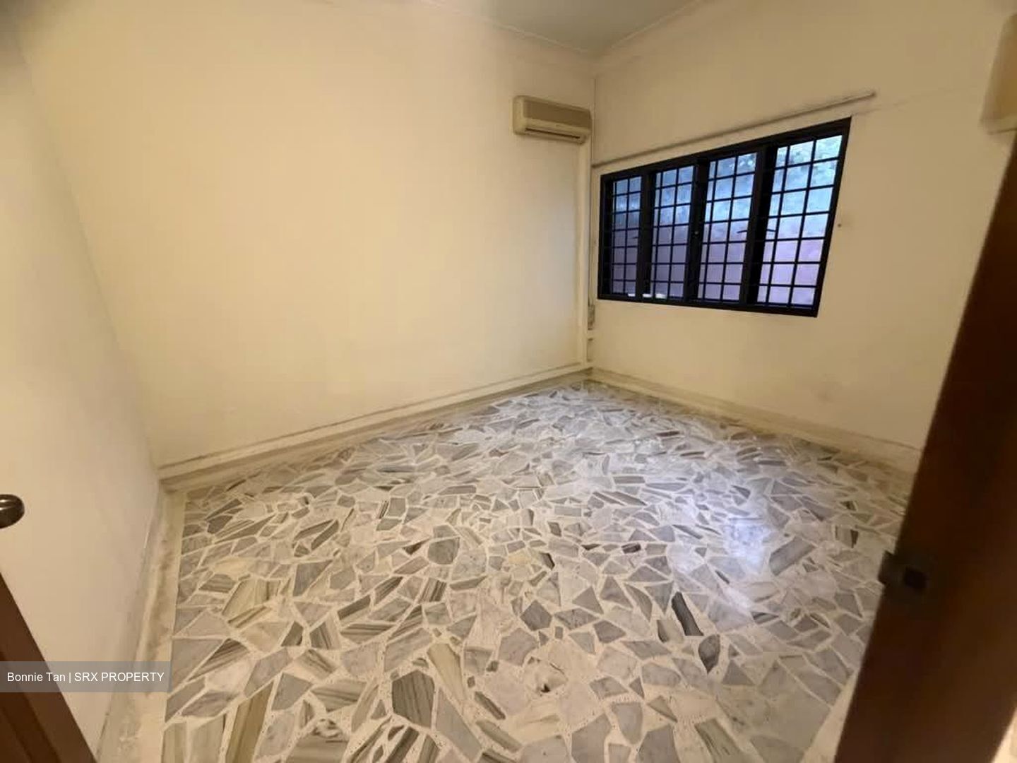 Goldwood Gardens (D27), Terrace #588370901
